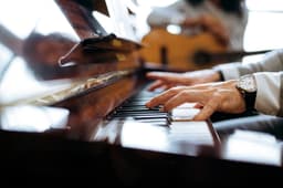 4 lỗi kỹ thuật tay thường gặp khi mới học piano