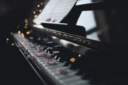 Artona Piano
